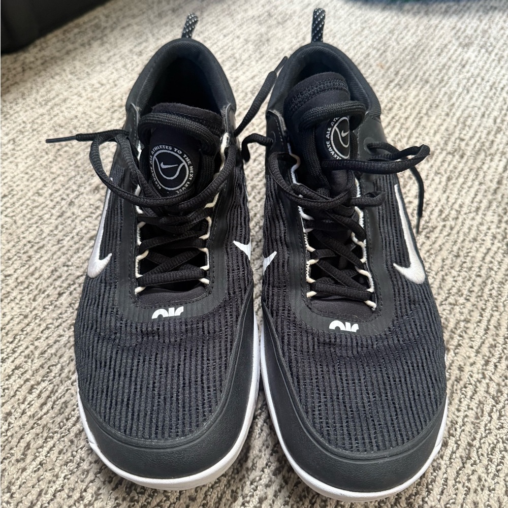 Men’s Black Basketball Athletic Nike Shoes